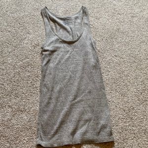 Gray tank